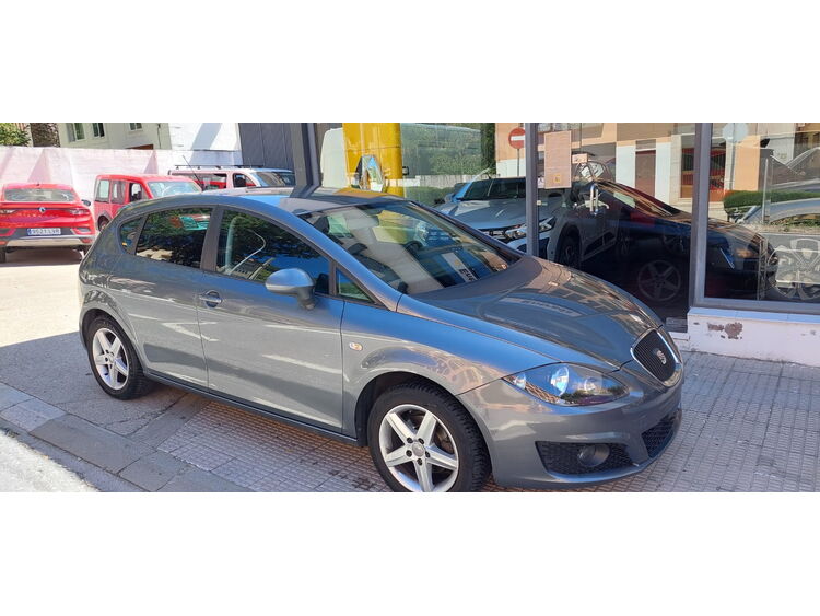 Seat Leon 1.6 90CV foto 2